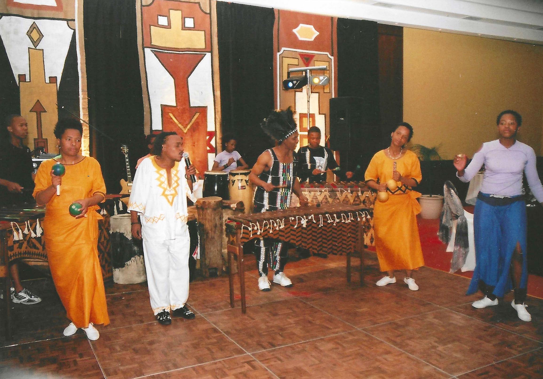 IME Symposium Dinner Reception Dancers in Cape Town 2